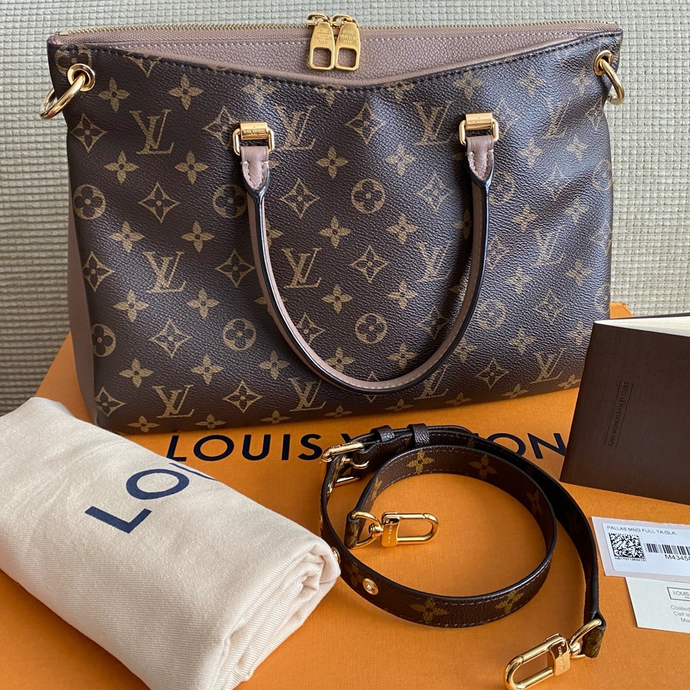 πΈLouis Vuitton Pallas MMπΈ - Picture 2 of 16
